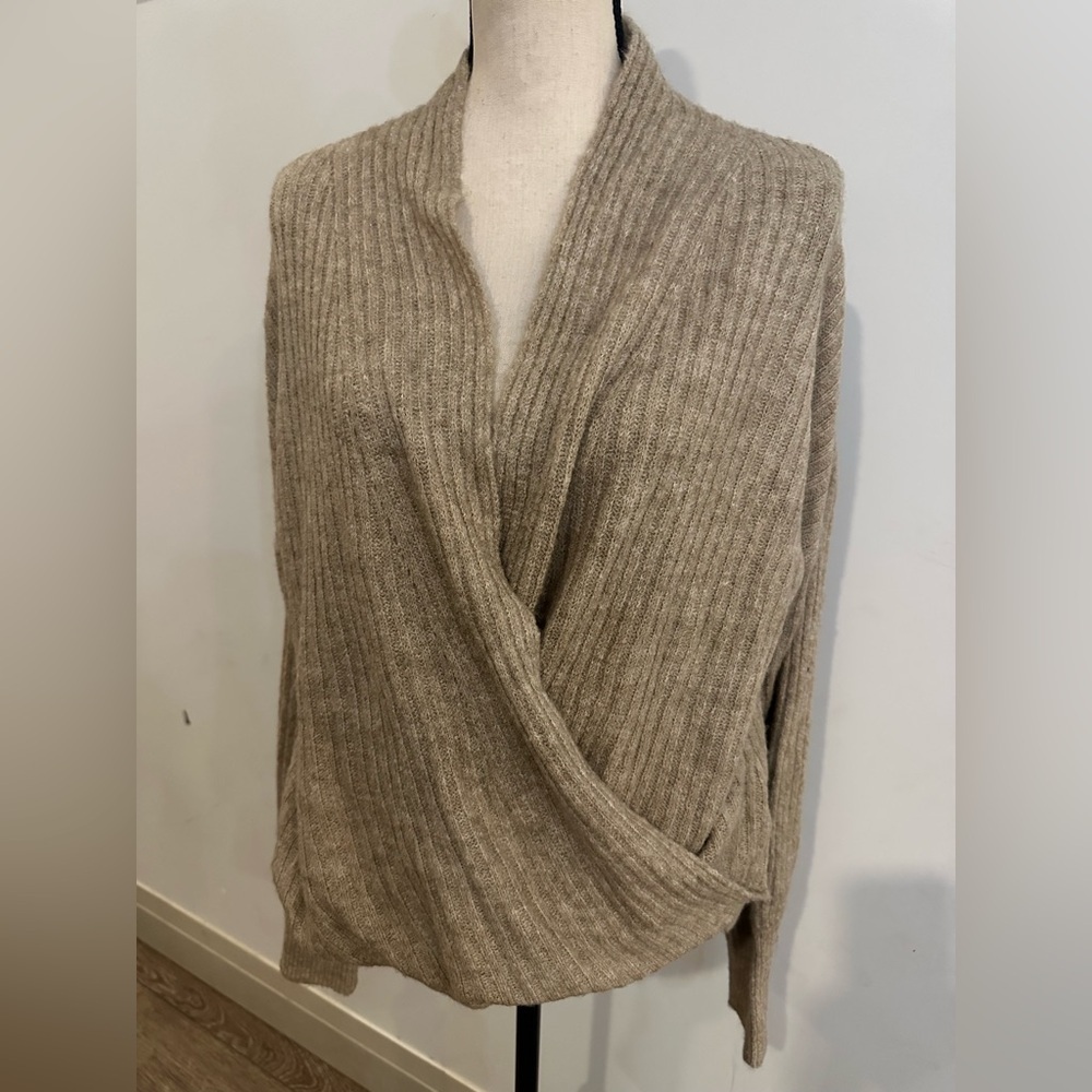 Max Studio shawl sweater knit cream tan SZ M